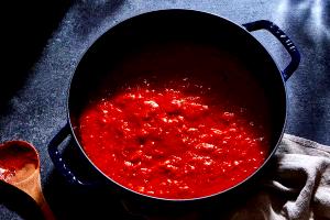 1 Cup (245.0 G) Tomato Sauce with Onions