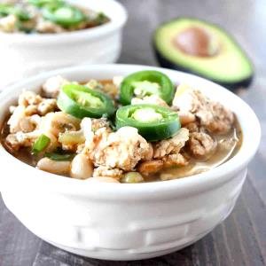 1 cup (250 g) White Chicken Chili with Beans