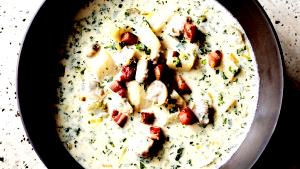 1 cup (250 ml) Smoky Bacon Clam Chowder