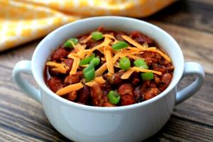 1 cup (254 g) Turkey Chili with Beans