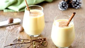 1 cup (699 g) Egg Nog Shake (24 oz)