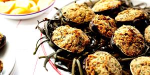 1 Cup (8 Large Clams, 12 Medium Clams, 15 Small Clams) Baked or Broiled Clams