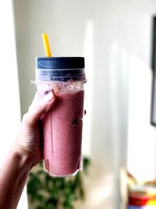 1 cup (8 oz) 100% Fruit Smoothie