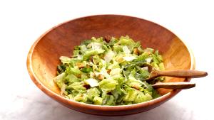 1 cup (8 oz) Caesar Salad
