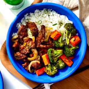 1 Cup Beef, Rice and Vegetables in Tomato-Based Sauce (Including Carrots, Broccoli, and/or Dark-Green Leafy, Mixture)
