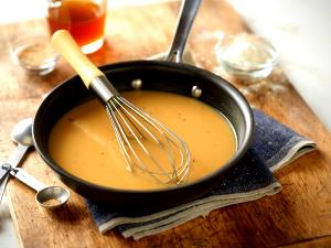 1 Cup Beef with Gravy (Mixture)