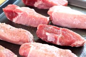 1 Cup Boneless, Cooked Pork Spareribs (Lean Only Eaten)