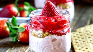 1 Cup Cheesecake with Fruit (with Yogurt)