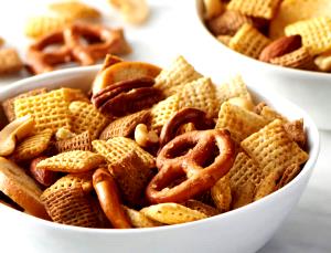 1 Cup, Chex Party Mix Multigrain Mixture (Nuts Cereal and/or Crackers Pretzels)