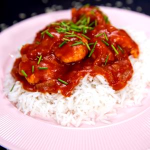 1 Cup Chicken or Turkey and Rice with Tomato-Based Sauce (Mixture)