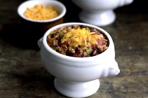 1 Cup Chili, Cheddar Cheese W/Beans, Rts