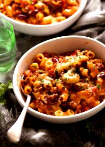 1 Cup Chili Con Carne with Beans and Macaroni