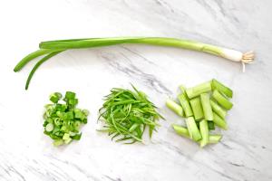 1 Cup Chopped Scallions or Spring Onions