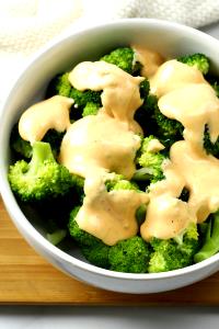 1 Cup Cooked Broccoli with Cream Sauce