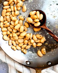 1 Cup Cooked Dry White Beans (Fat Added in Cooking)