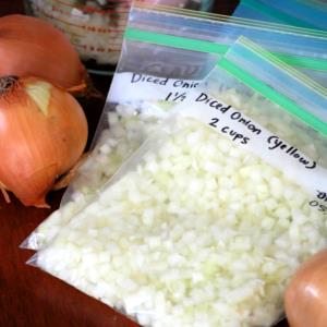 1 Cup Cooked Mature Onions (from Frozen)