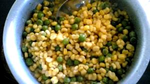1 Cup Cooked Peas and Corn