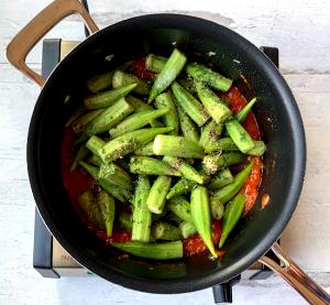 1 Cup Cooked Tomato and Okra (Fat Added in Cooking)