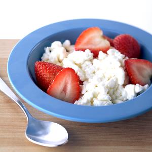 1 Cup Cottage Cheese, Creamed W/Fruit