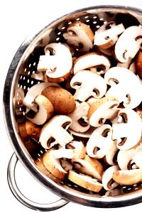 1 Cup Creamed Mushrooms (Canned)