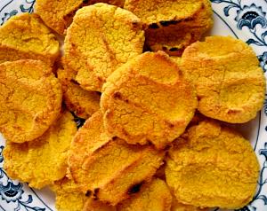 1 Cup Crumbled Baked Corn Pone