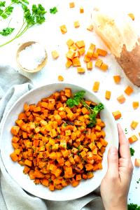 1 Cup Cubed Sweet Potato (with Salt, Frozen, Cooked, Baked)