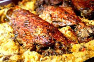 1 Cup Diced, Cooked Smoked Turkey Wing (Skin Eaten)