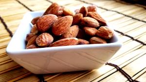 1 Cup Dry Roasted Salted Almonds