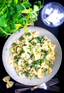 1 Cup, Dry, Yields Spinach Noodles (Fat Added in Cooking)