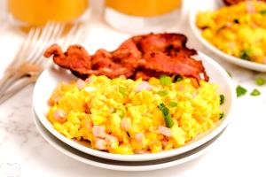 1 Cup Egg Omelet or Scrambled Egg with Ham or Bacon