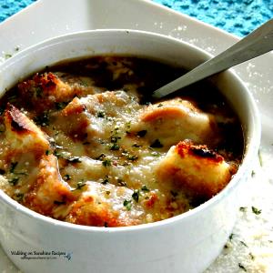 1 Cup French Onion (With Cheese & Croutons) - You Pick Two Soup