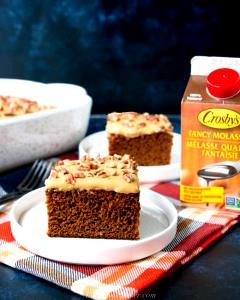 1 Cup Gingerbread Cake without Icing