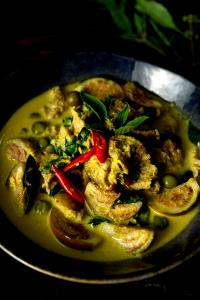 1 Cup Green Curry Beef