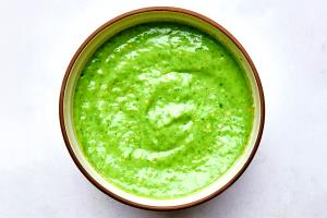 1 Cup Green Tomato Chile Sauce (Salsa De Tomate Verde Cruda)