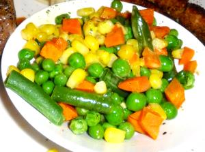 1 Cup Low Sodium Cooked Mixed Vegetables (Corn, Lima Beans, Peas, Green Beans and Carrots, Fat Added in Cooking)