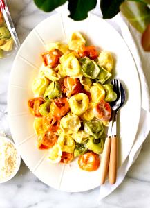 1 Cup Mozzarella & Herb Tortelloni