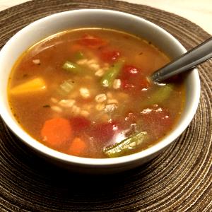 1 Cup Oriental Style Dark Green Leafy Vegetable Soup with Meat