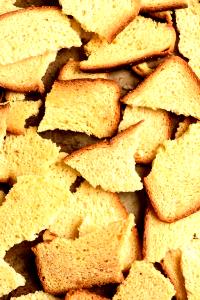 1 Cup Pieces Melba Toast