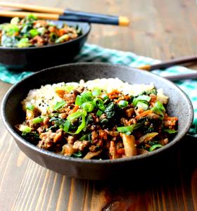 1 Cup Pork, Rice and Vegetables in Soy-Based Sauce (Including Carrots, Broccoli, and/or Dark-Green Leafy, Mixture)