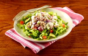 1 cup salad with 1 1/2 tbsp dressing Chicken Apple Walnut Salad