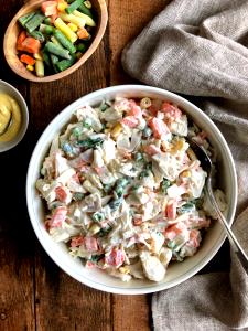 1 Cup Seafood Garden Salad with Seafood (Eggs, Tomato and/or Carrots, Other Vegetables)