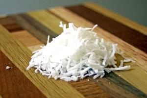 1 Cup Shredded Sweetened Dried Coconut Meat