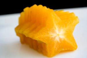 1 Cup Sliced Carambola (Starfruit)