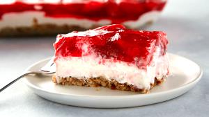 1 cup Strawberry Pretzel Salad