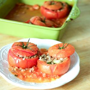 1 Cup Stuffed Tomato with Rice and Meat