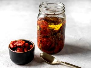 1 Cup Sun-Dried Tomatoes (In Oil, Drained)