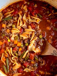 1 Cup Vegetable Beef Soup with Noodles or Pasta (Home Recipe)