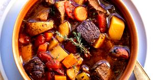 1 Cup Venison/Deer Stew with Potatoes and Vegetables in Tomato-Based Sauce (Including Carrots, Broccoli, and/or Dark-Green Leafy)