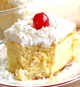 1 Cup White Cake Pudding Mix with Icing (Oil, Egg Whites, and Water Added)