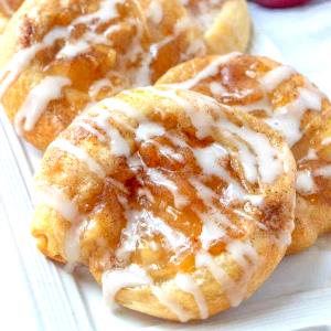1 danish (56 g) Apple Danish